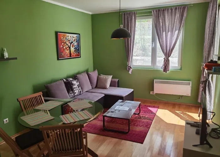 Foka & - 600m From Gondola Lift